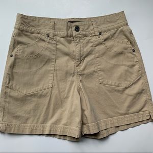 Gloria Vanderbilt Khaki Shorts